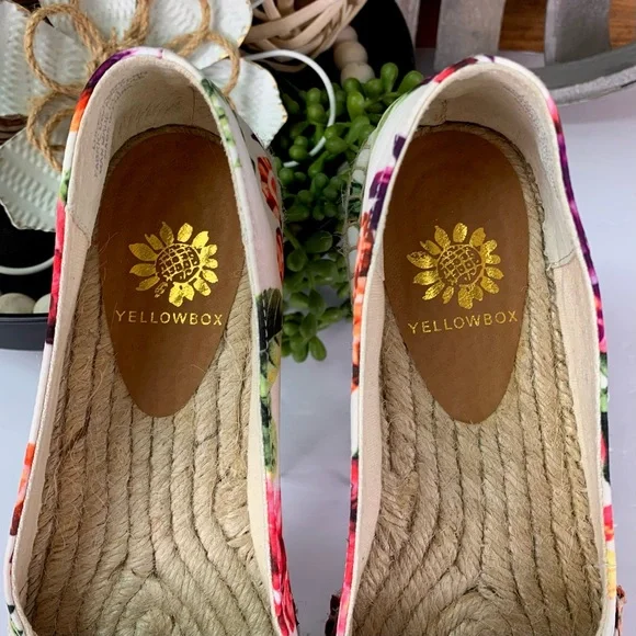 Yellow Box Lucetta Jewel Embellished Floral Slip On Espadrilles - Picture 7 of 9
